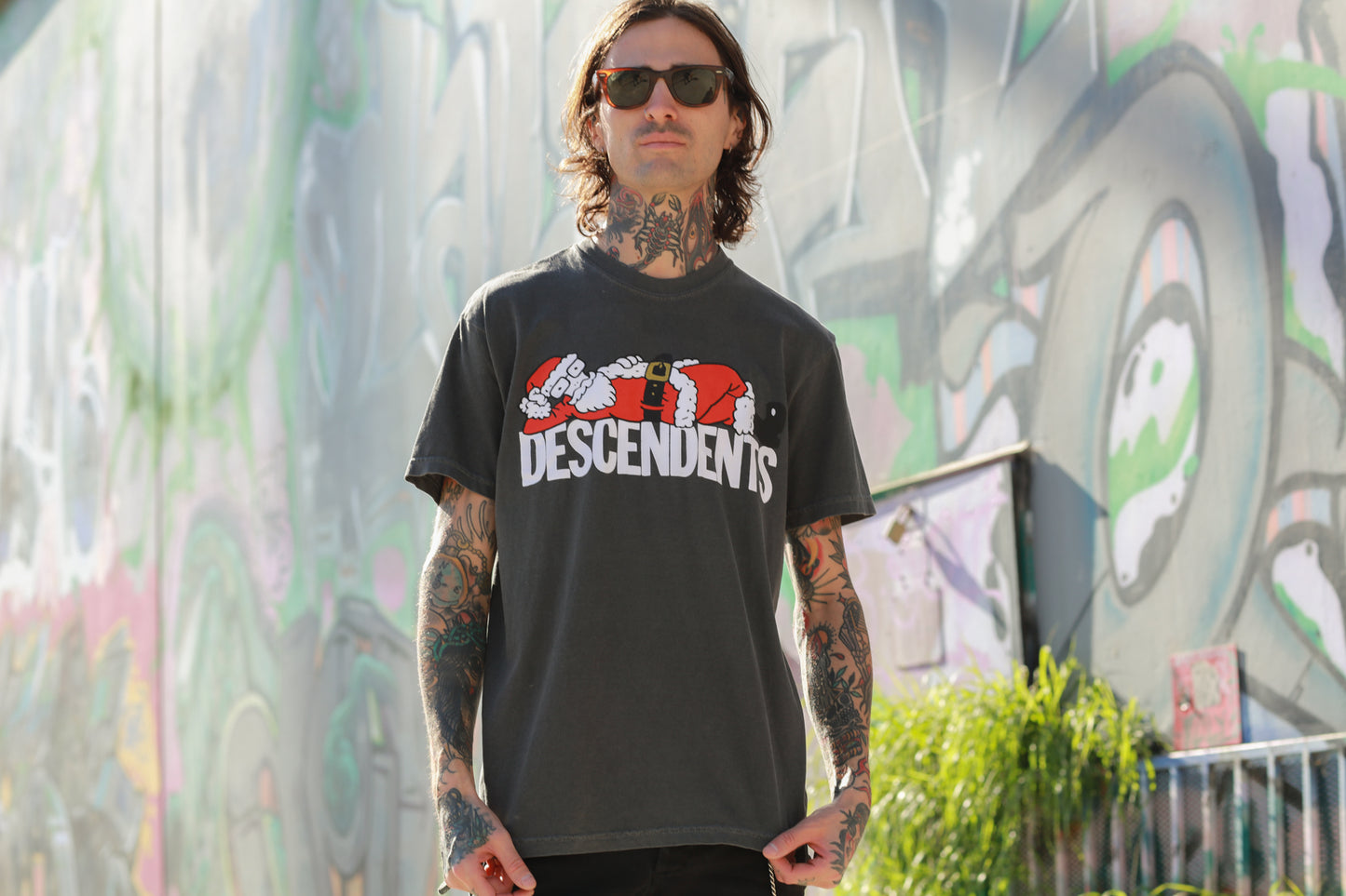 Santa Milo T-Shirt (Pepper)