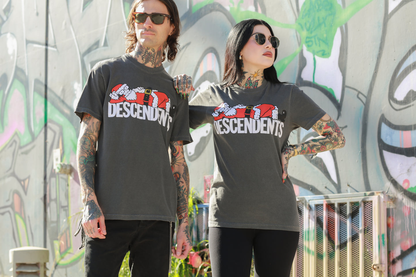 Santa Milo T-Shirt (Pepper)